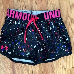 Under Armour girls shorts ysm